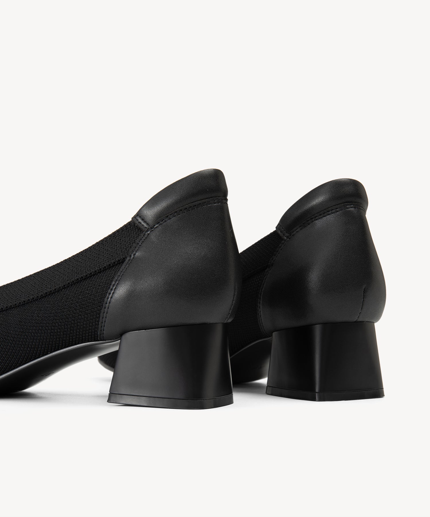 Bow Round Toe Heeled Pumps COSY ISLAND #color_black