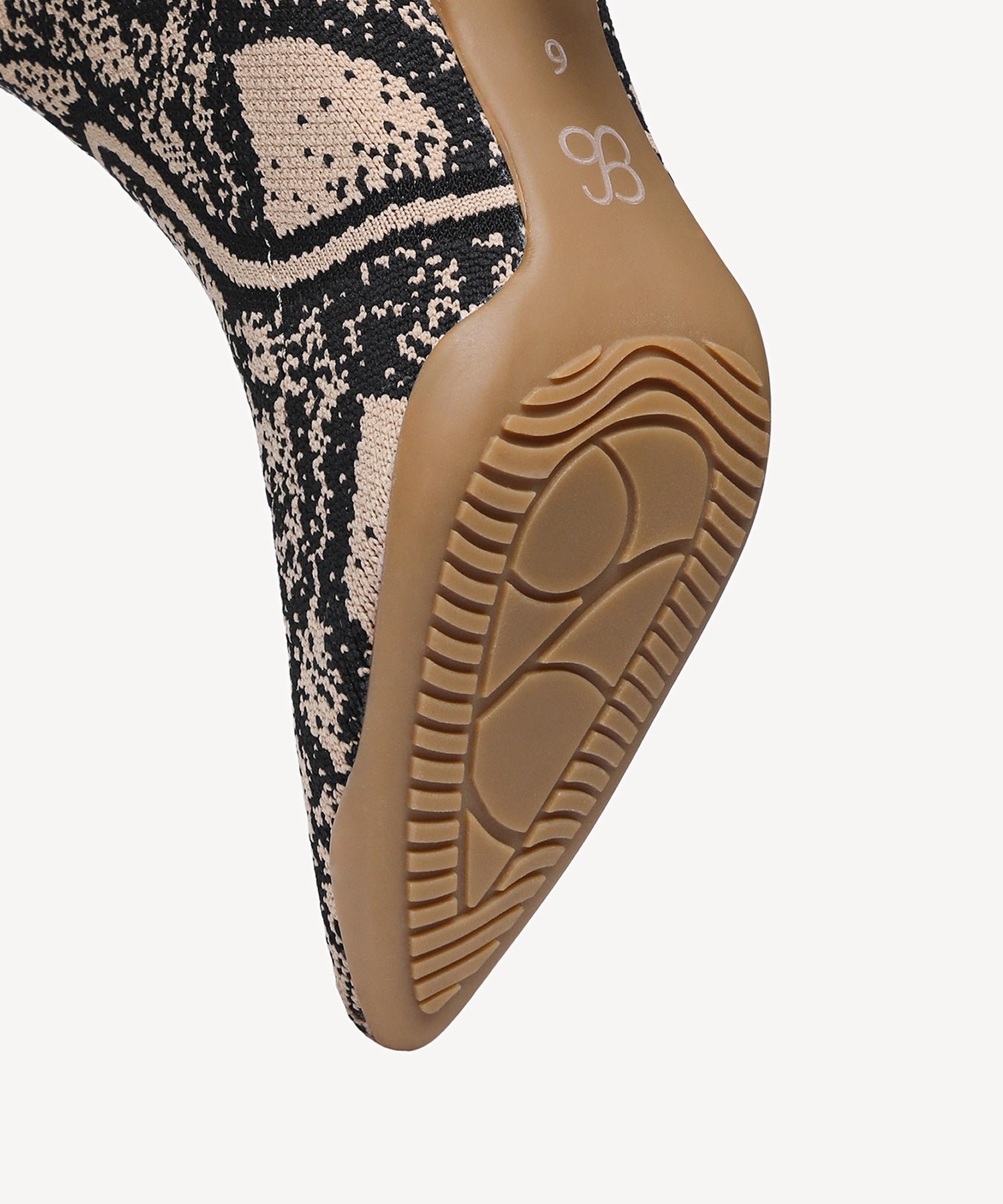 #color_apricot snake print