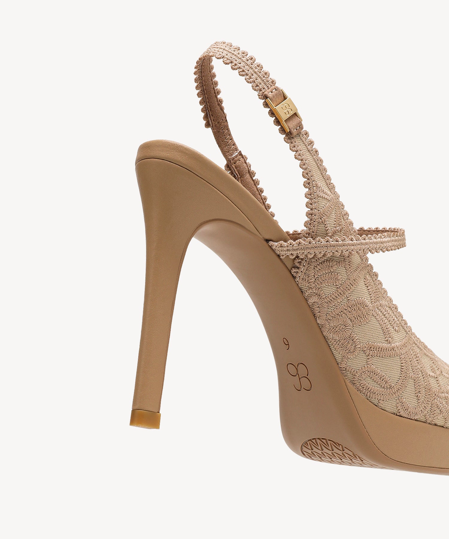 #color_embroidery apricot