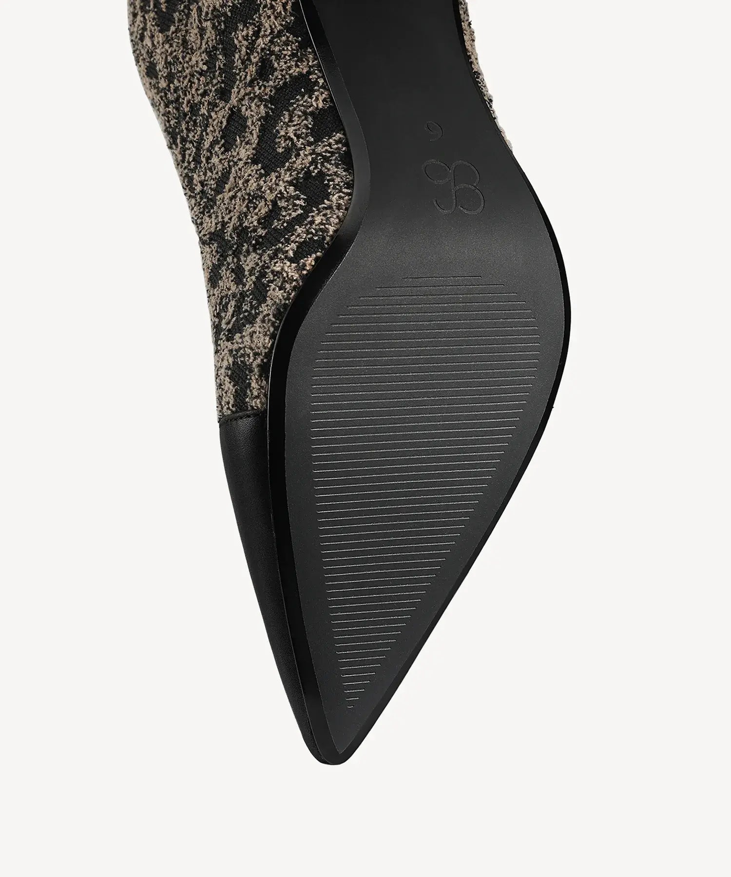 #color_apricot leopard