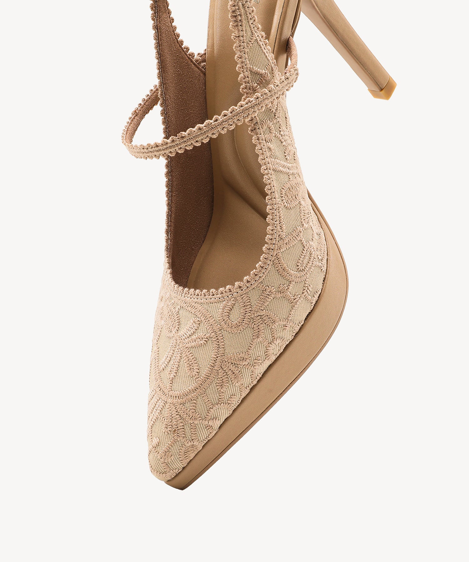 #color_embroidery apricot