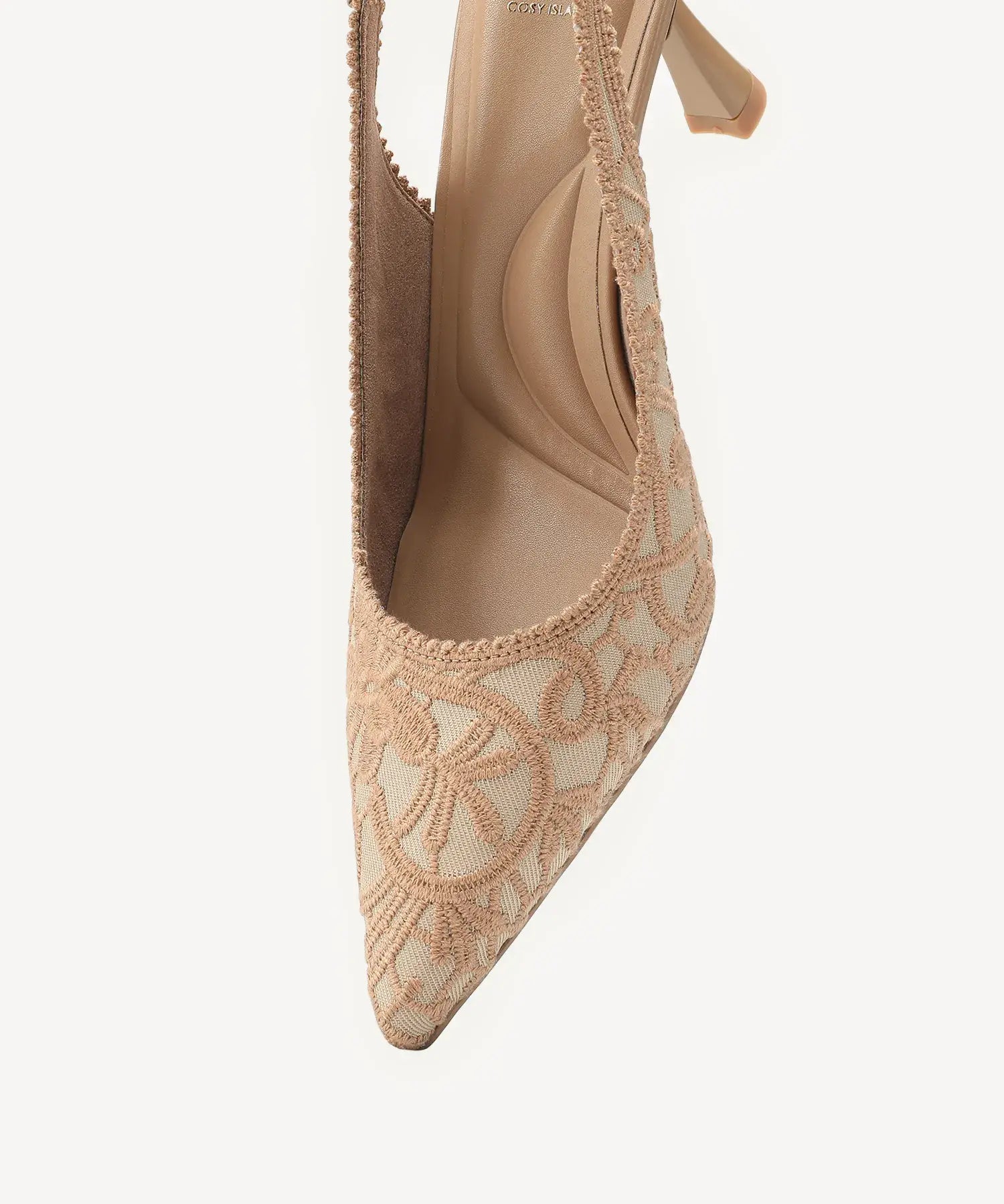 #color_Embroidery Apricot