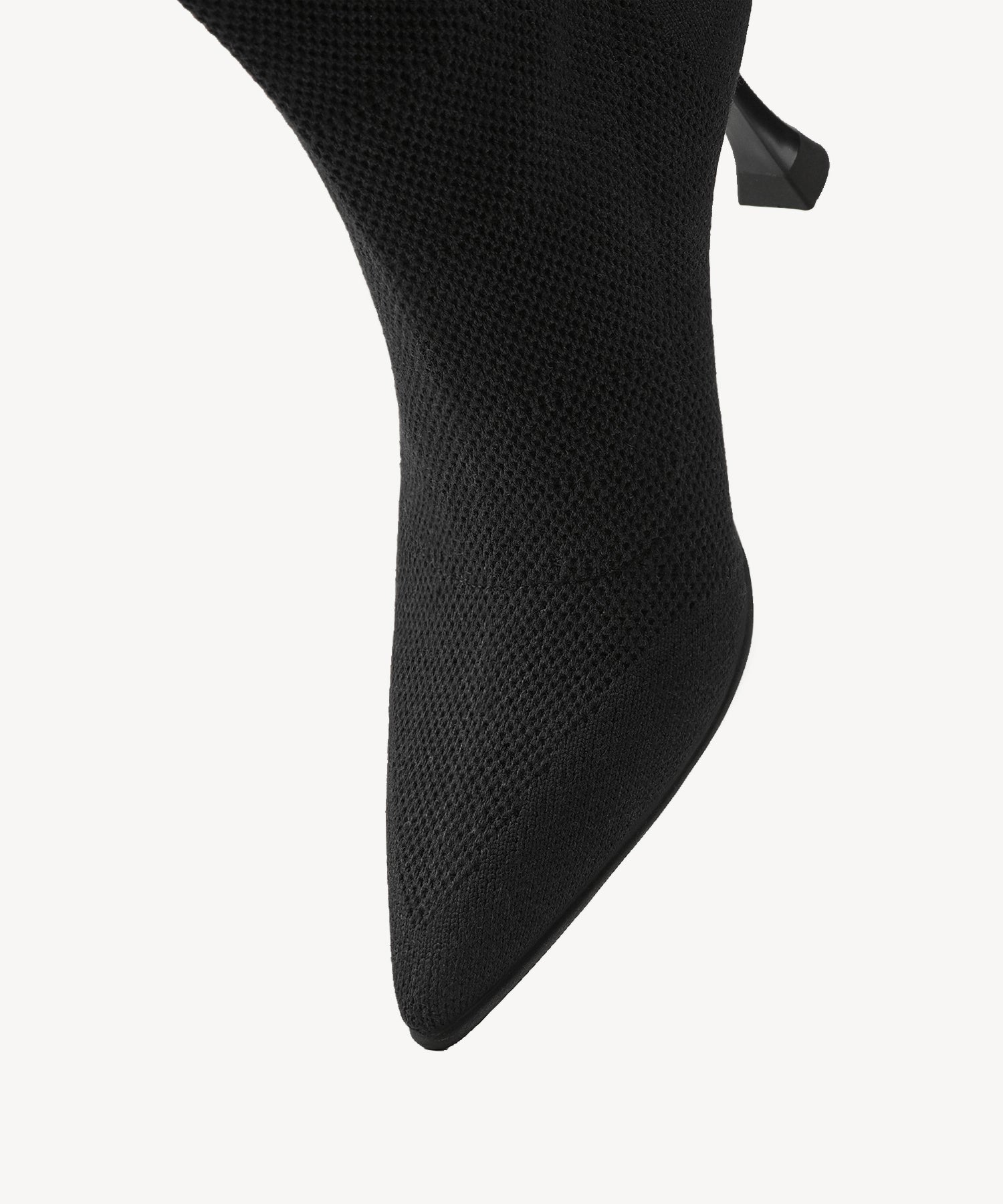 #color_black