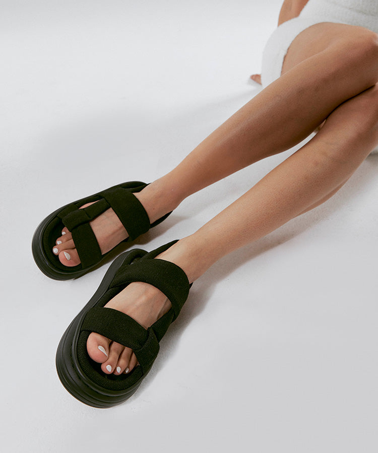 SunKiss Round Toe Platform Sandals COSY ISLAND #color_black