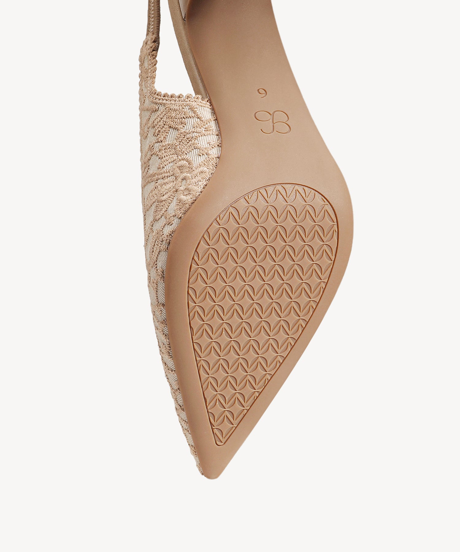 #color_Embroidery Apricot