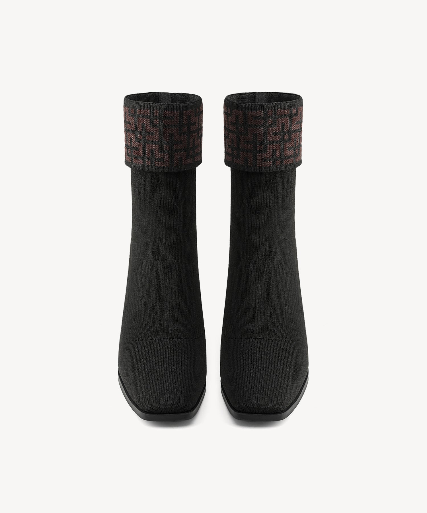 #color_Monogram black